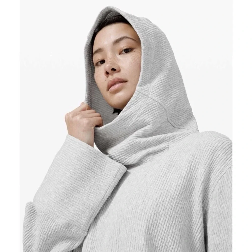 WOMENS LULULEMON RETREAT YOURSELF HOODIE HEATHERED LIGHT GREY NIMBUS SZ MED‎